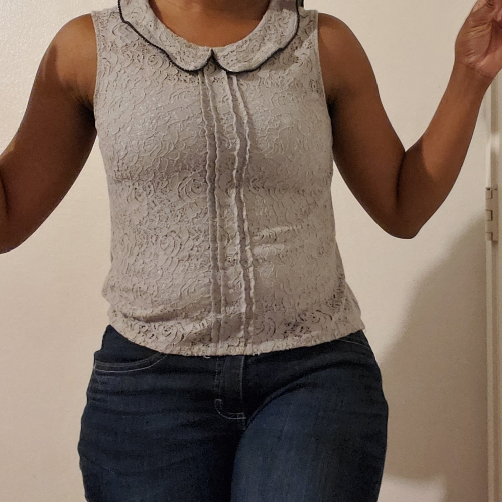 Cute collar shirt
